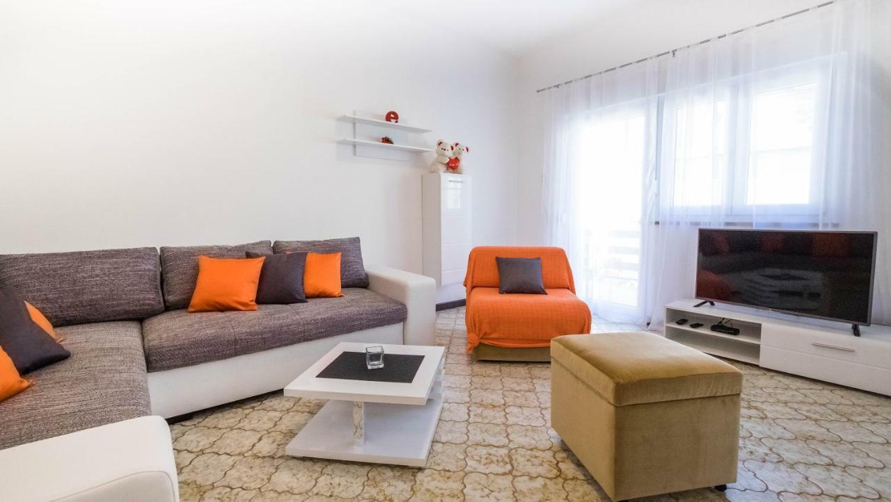 Apartment Ema ميدولين المظهر الخارجي الصورة